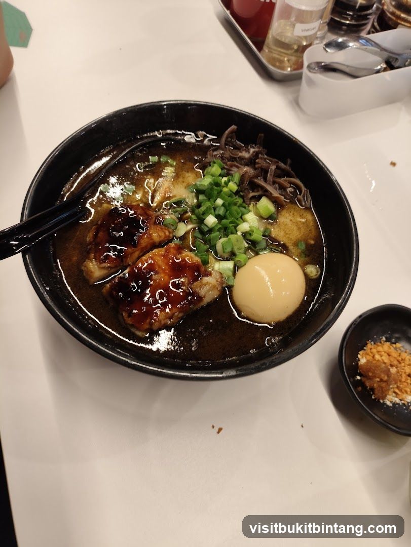 Menya Shishido Ramen• Lalaport BBCC