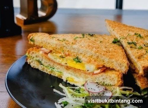 Sandwich with Egg and Ham