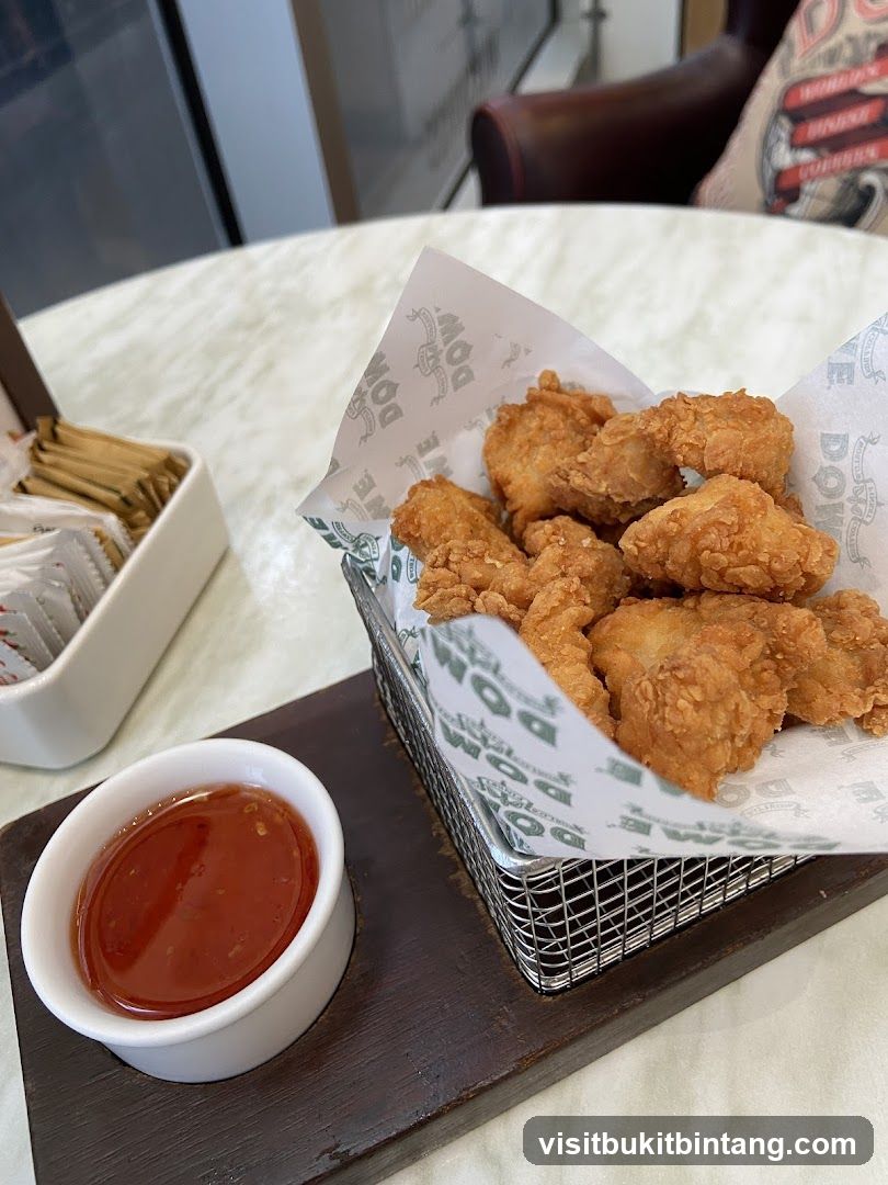 Fried Chicken Bites with Dipping Sauce