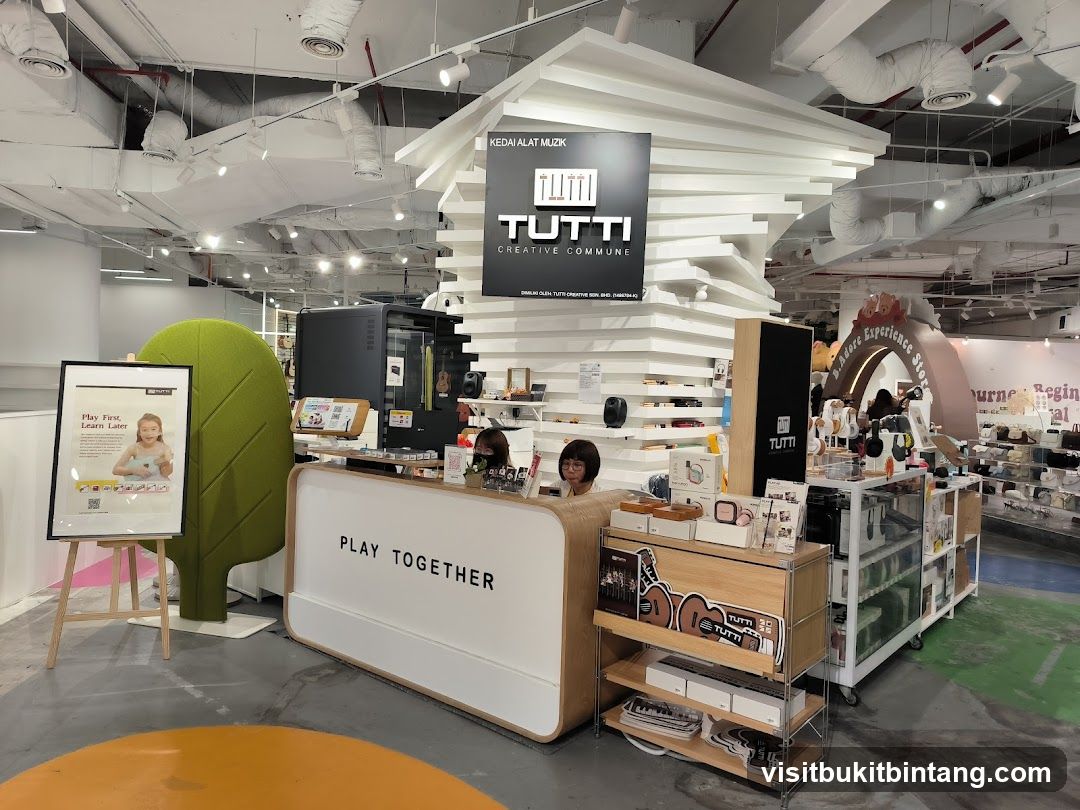 Tutti Creative Commune Store