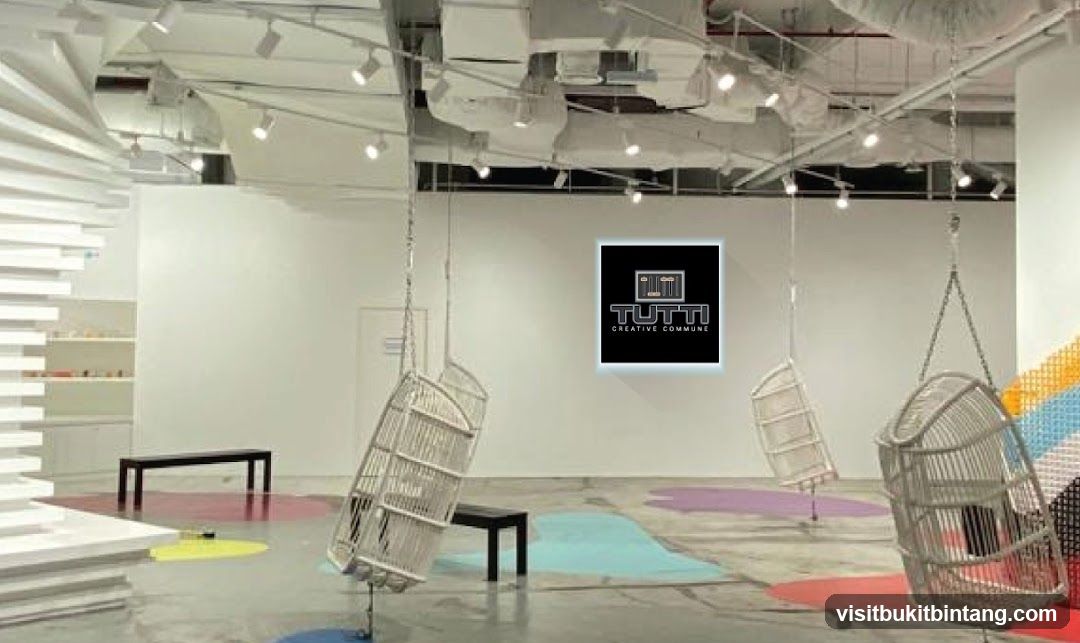 Creative Commune Interior