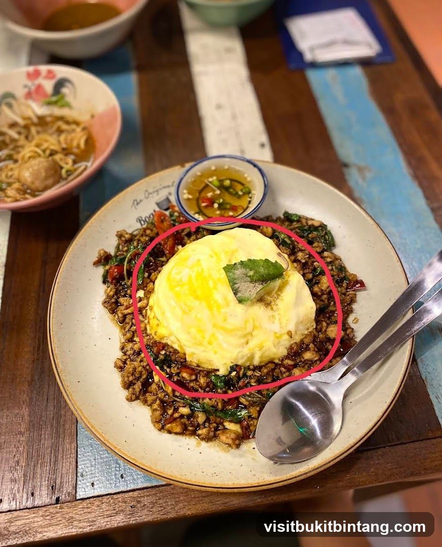 Omelet with Minced Meat and Basil