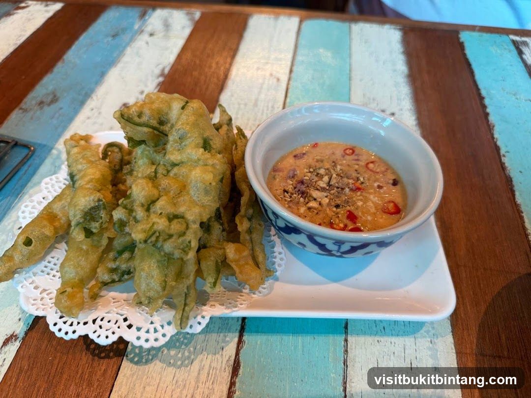 Fried Green Beans with Dipping Sauce