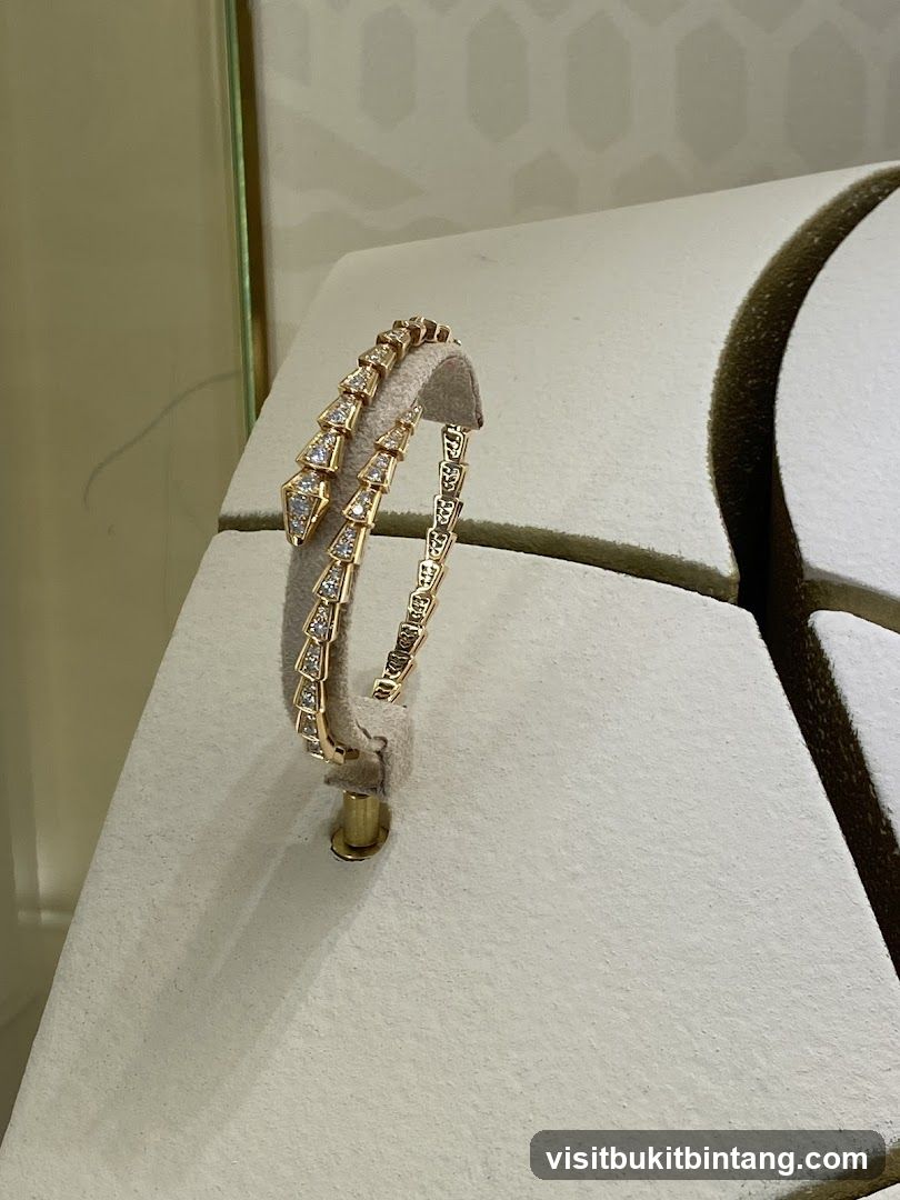 Diamond and Gold Serpent Bracelet