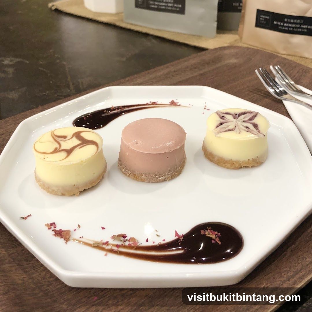 Mini Cheesecakes