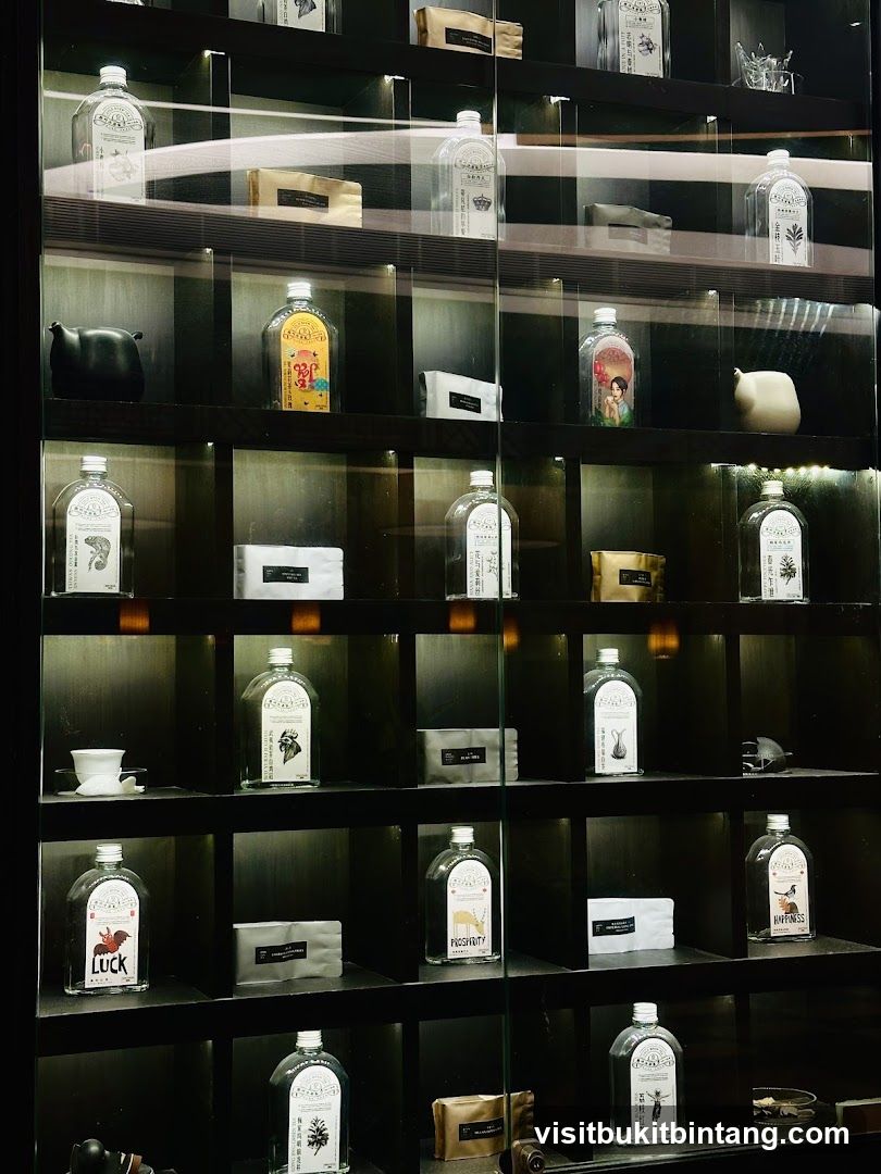 Display of bottled beverages and packaged goods