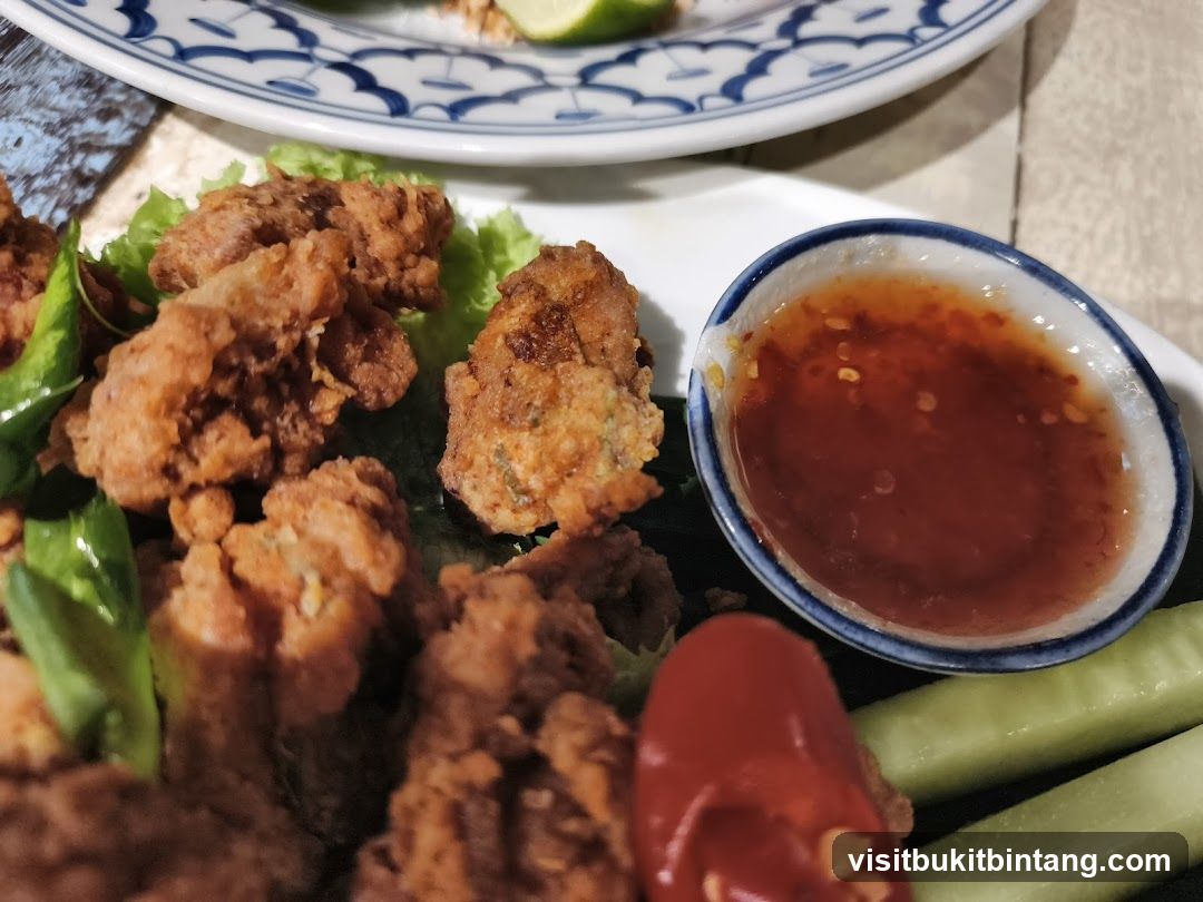Fried Bites with Dipping Sauce