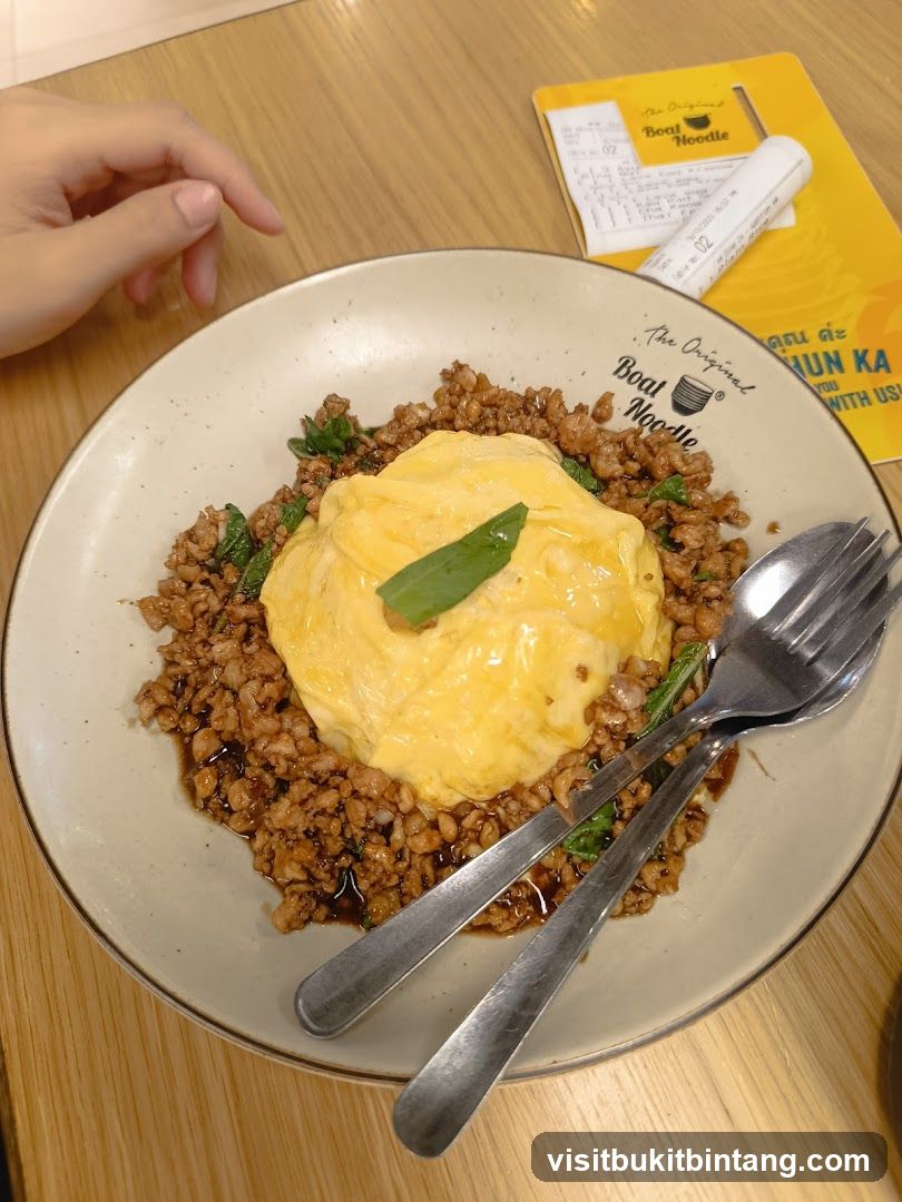 Omelette with Minced Meat and Rice