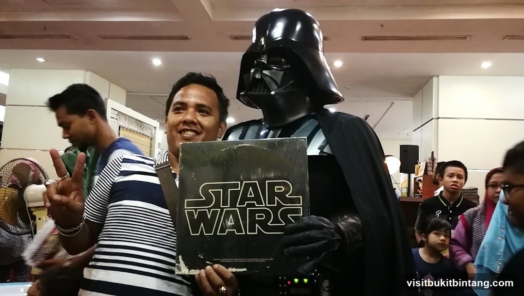 Darth Vader with Star Wars Vinyl