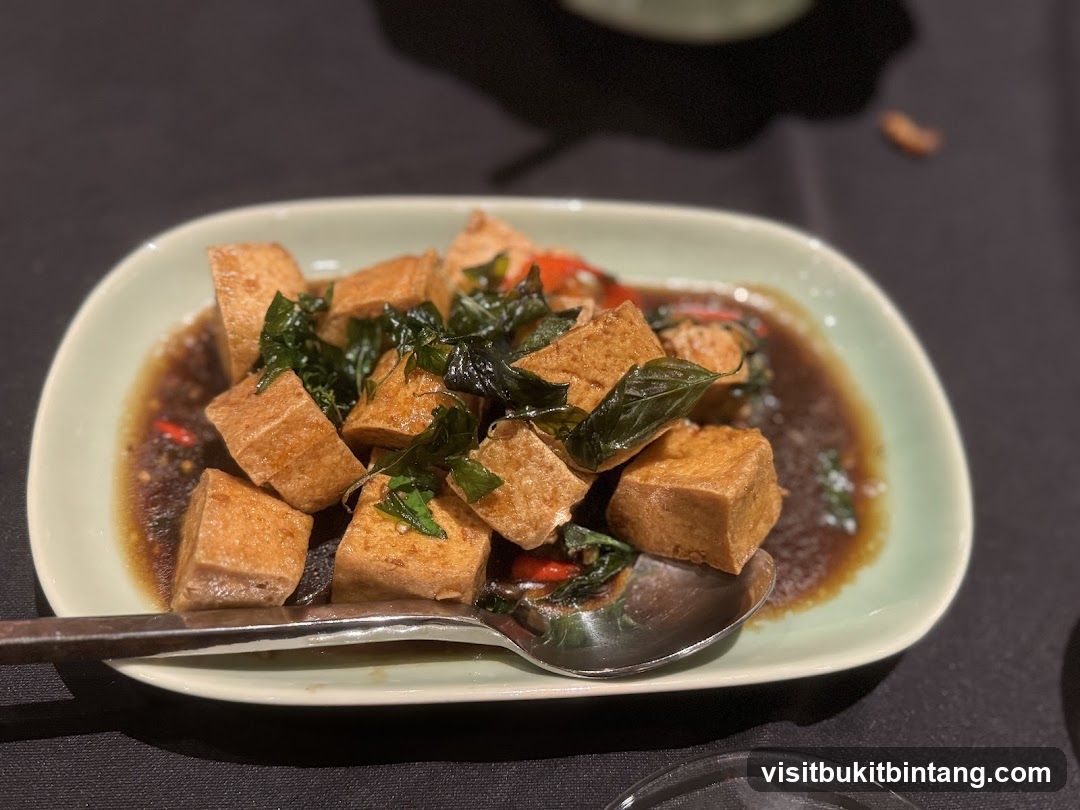 Fried Tofu with Basil Sauce