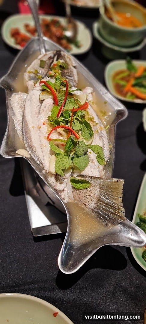 Steamed Fish with Lime and Chili