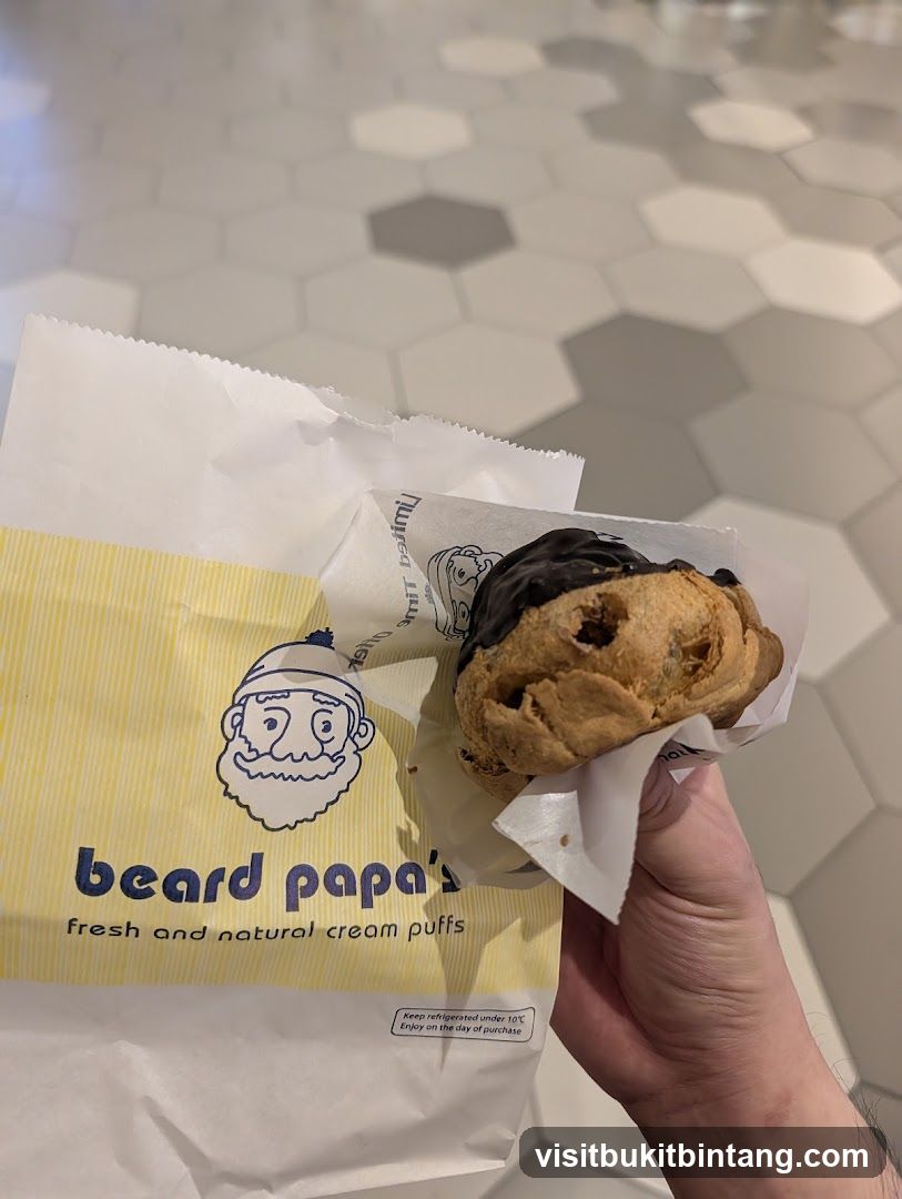 Beard Papa's Cream Puff