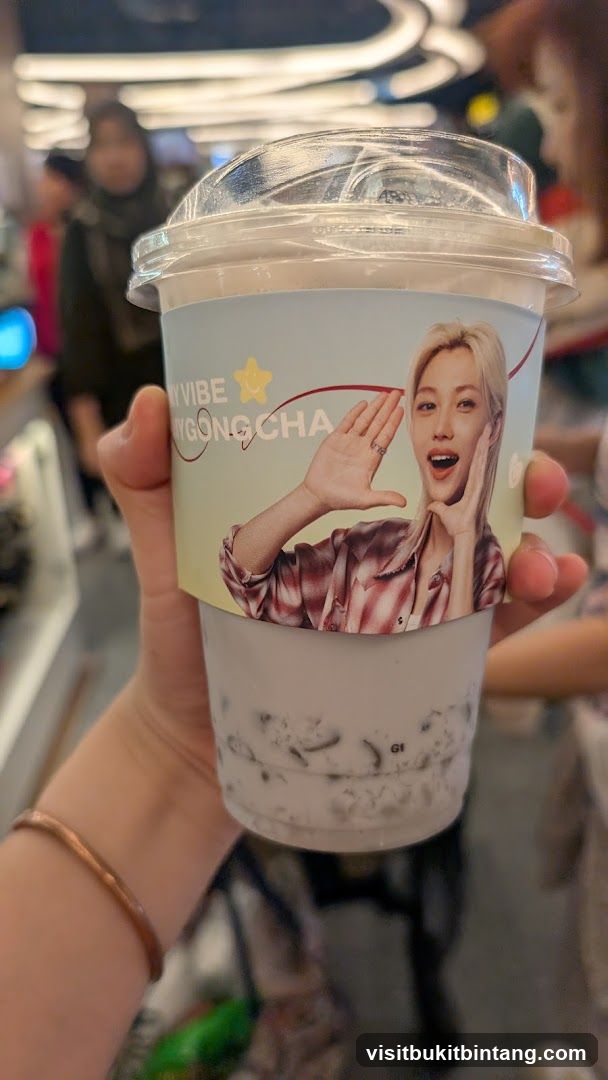 Gong Cha Drink with Celebrity Image
