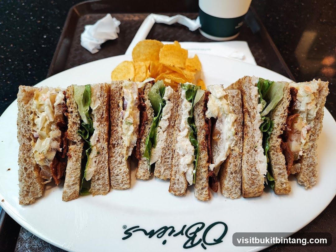 Club Sandwich with Chips