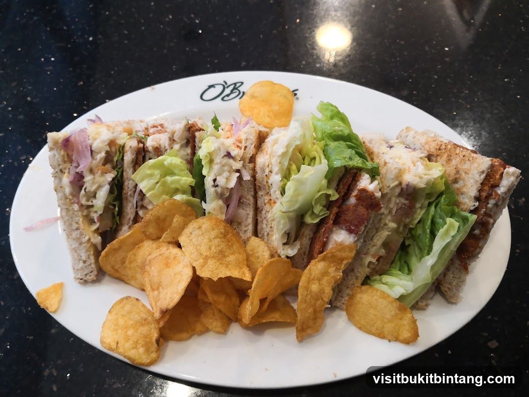 Club Sandwich with Chips