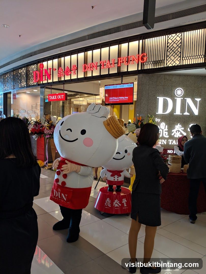 Din Tai Fung Restaurant Entrance with Mascots