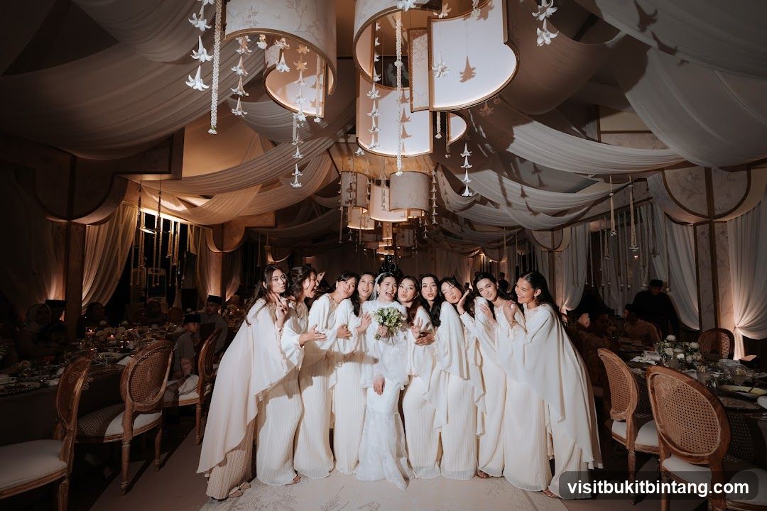 Wedding Party Posing for a Photo
