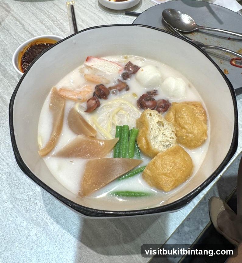Noodle Soup with Seafood and Tofu