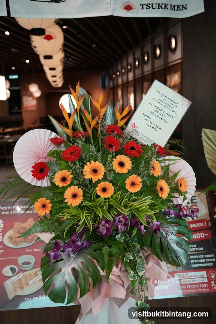 Tsuke Men New Opening Flower Arrangement