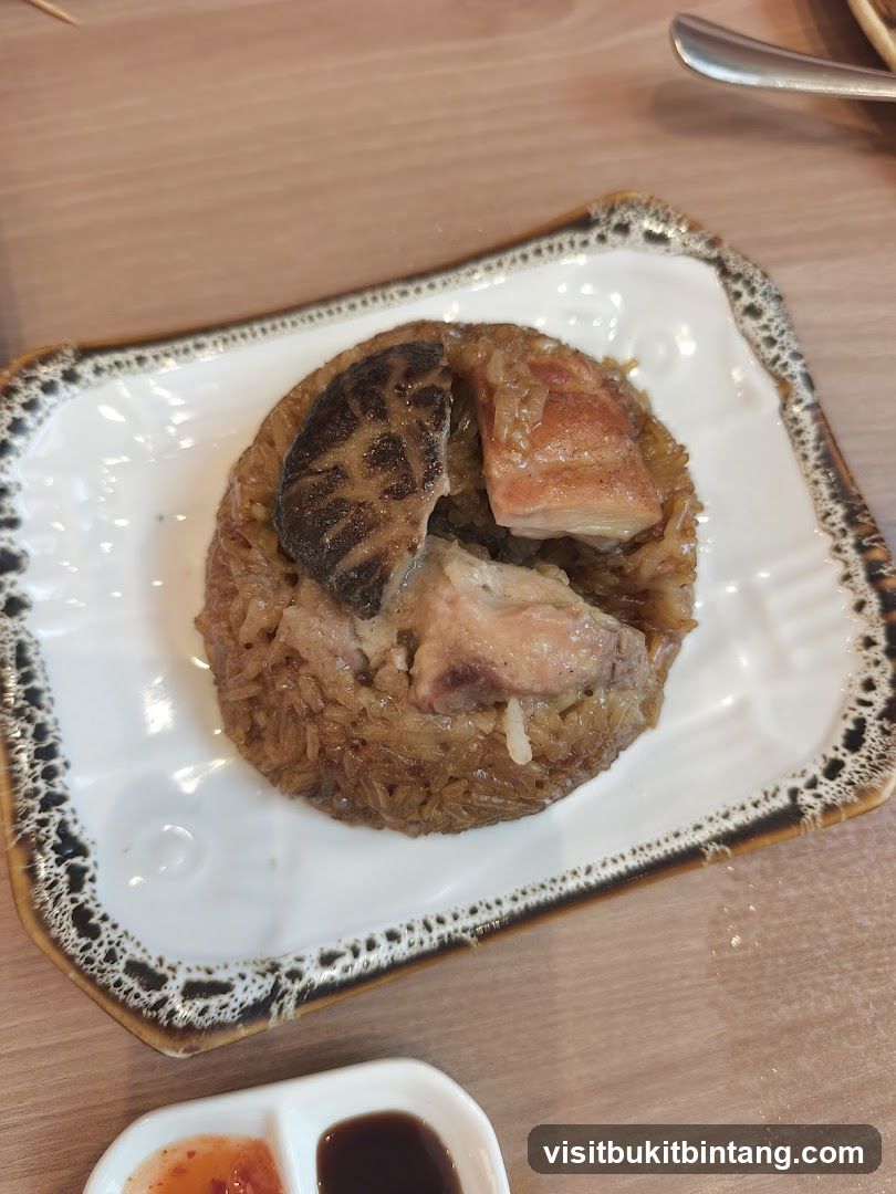 Sticky Rice with Pork and Mushroom