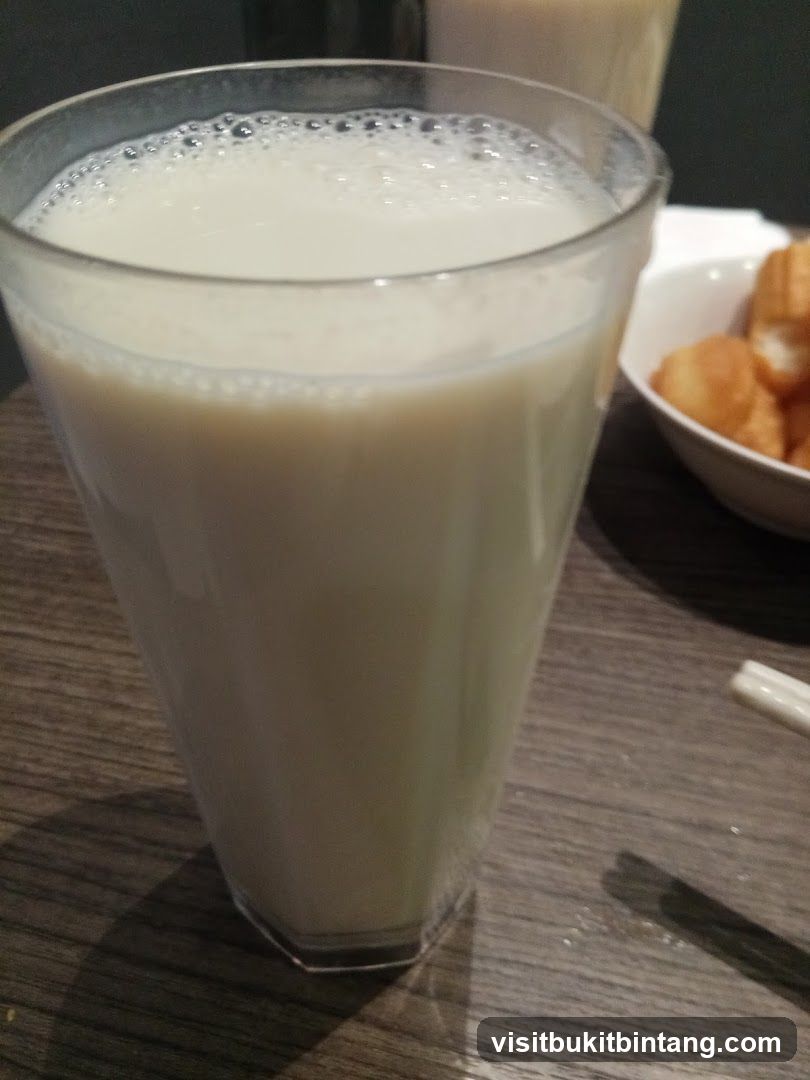 Soy Milk and Fried Dough Sticks