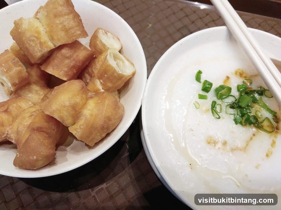 Congee and Fried Dough Sticks
