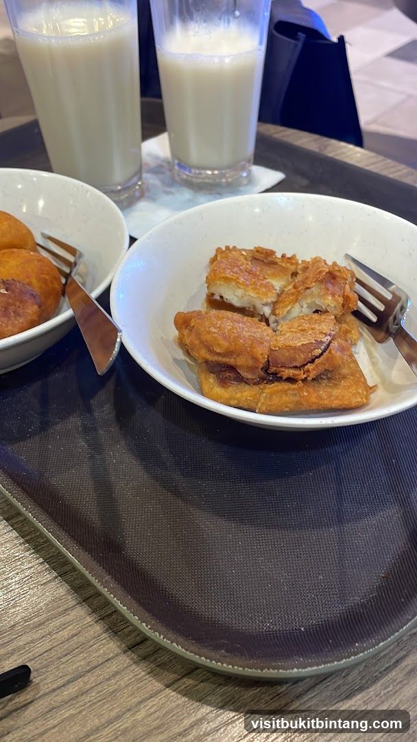 Fried Snacks and Drinks
