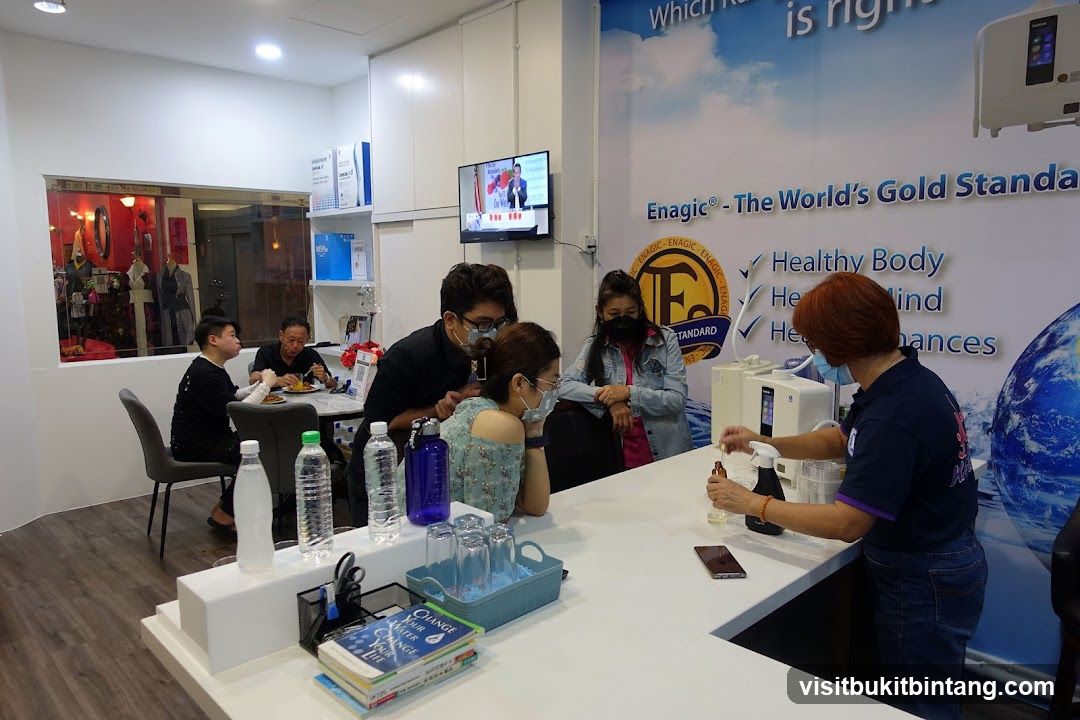 Demonstration of Water Ionizer