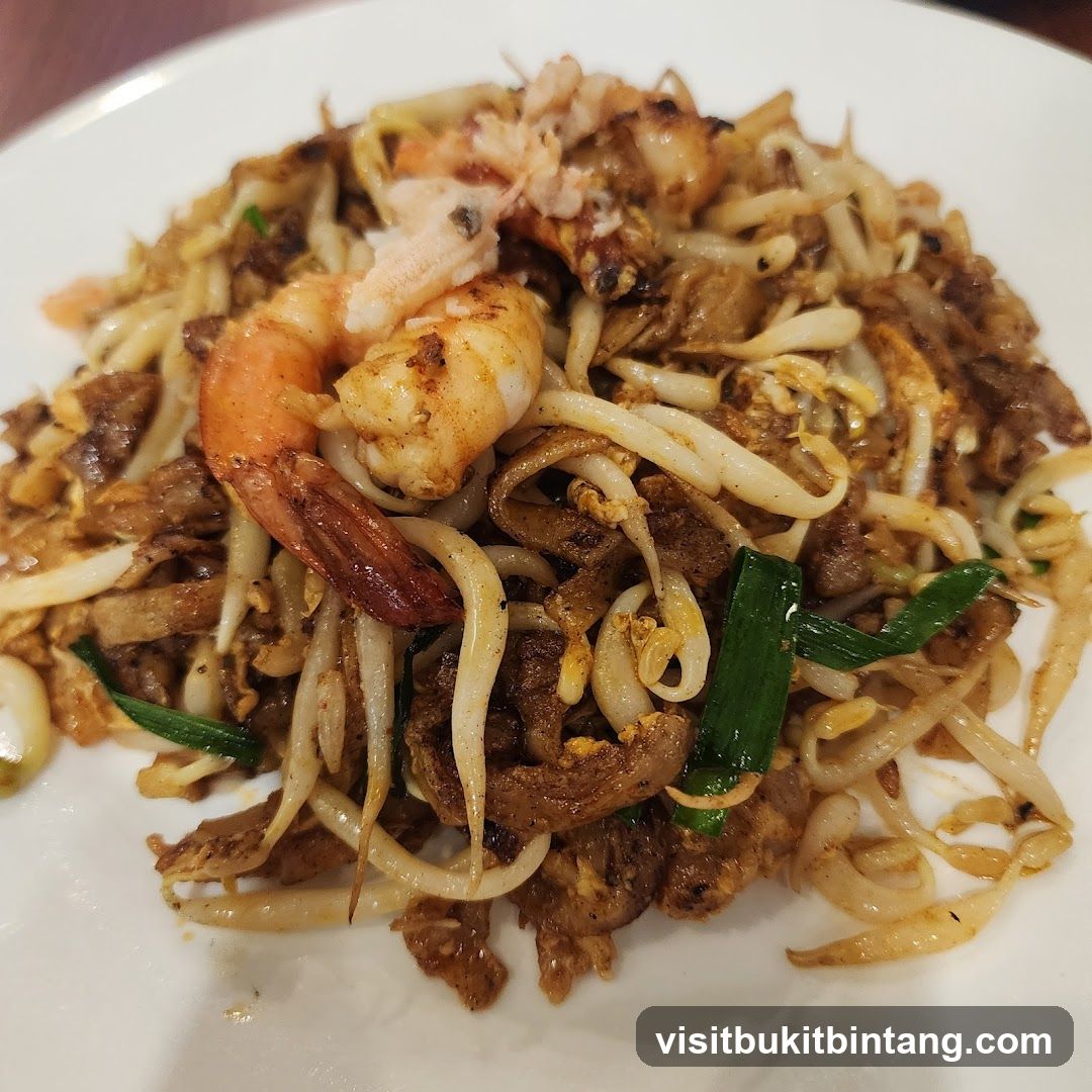 Stir-fried noodles with shrimp