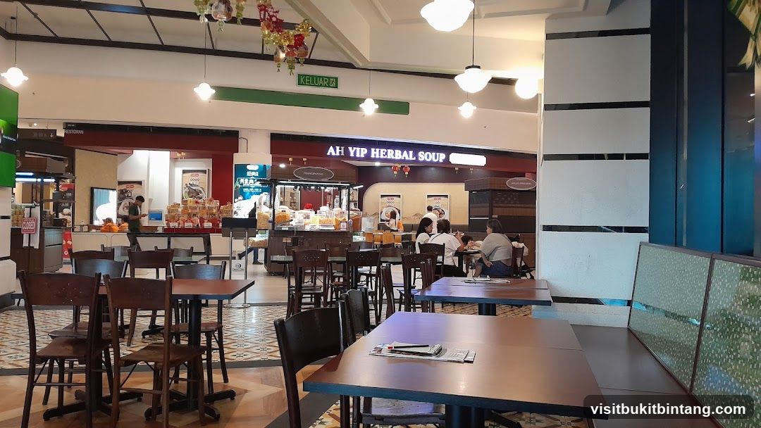 Restaurant Seating Area