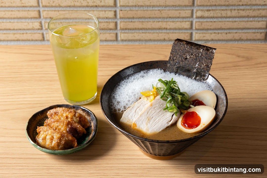 Ramen and Gyoza Set