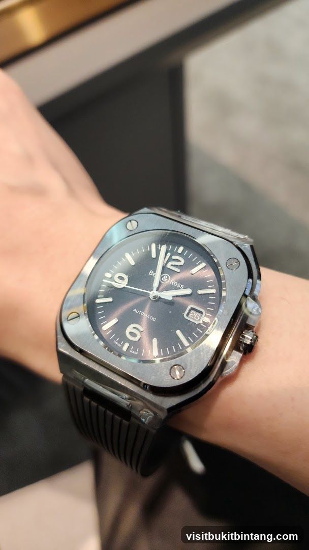 Sincere Fine Watches @ Fahrenheit 88