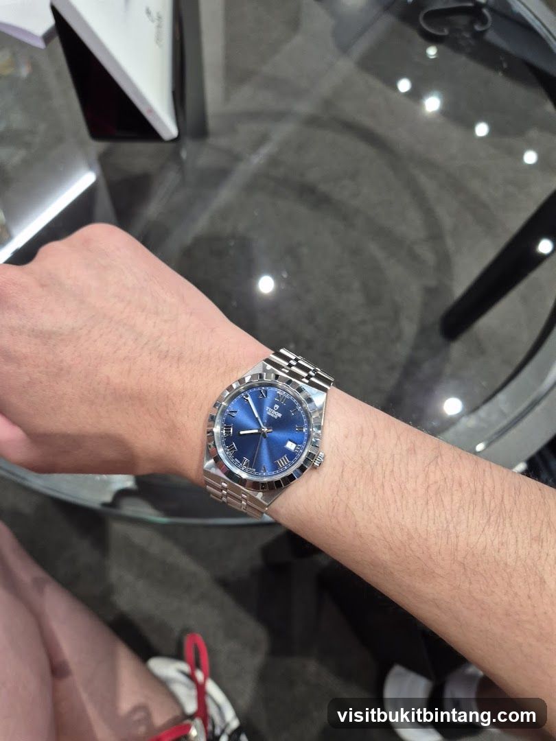 Wristwatch