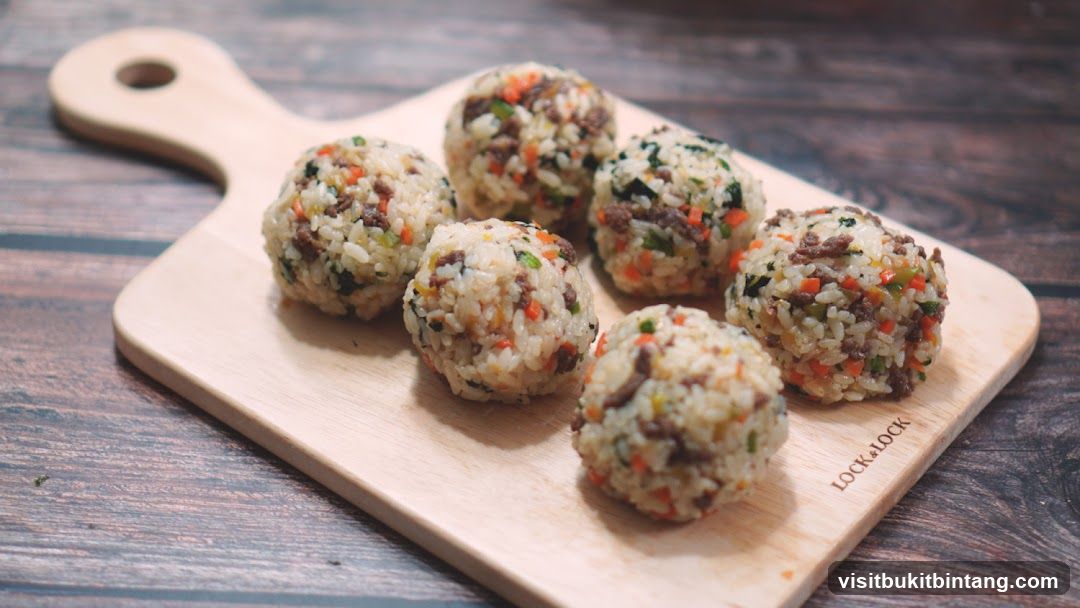 Onigiri on a Cutting Board