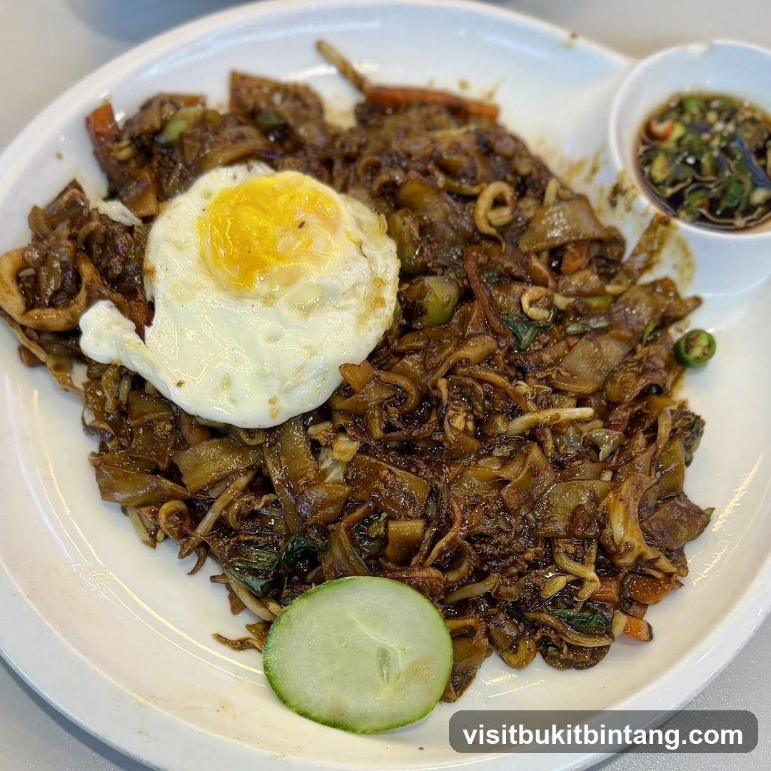 Fried Noodles with Egg