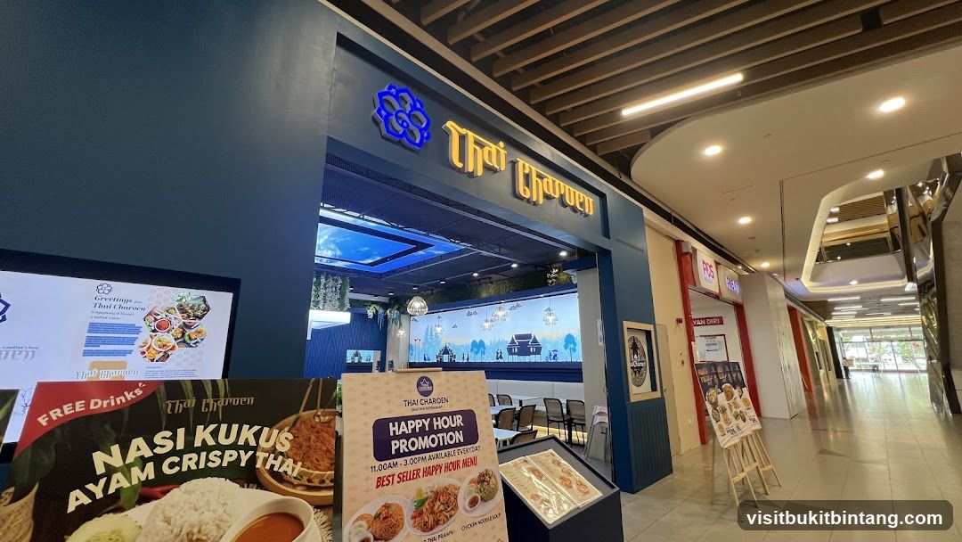 Thai Charoen Restaurant Entrance