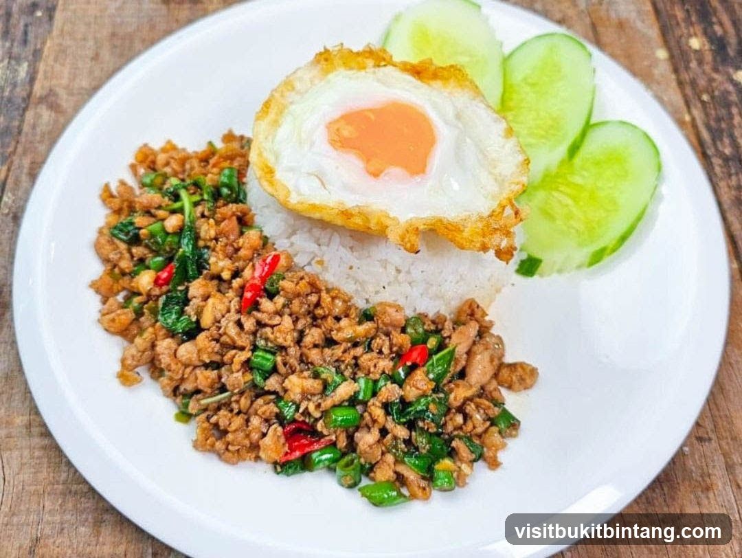 Minced Pork with Basil and Fried Egg