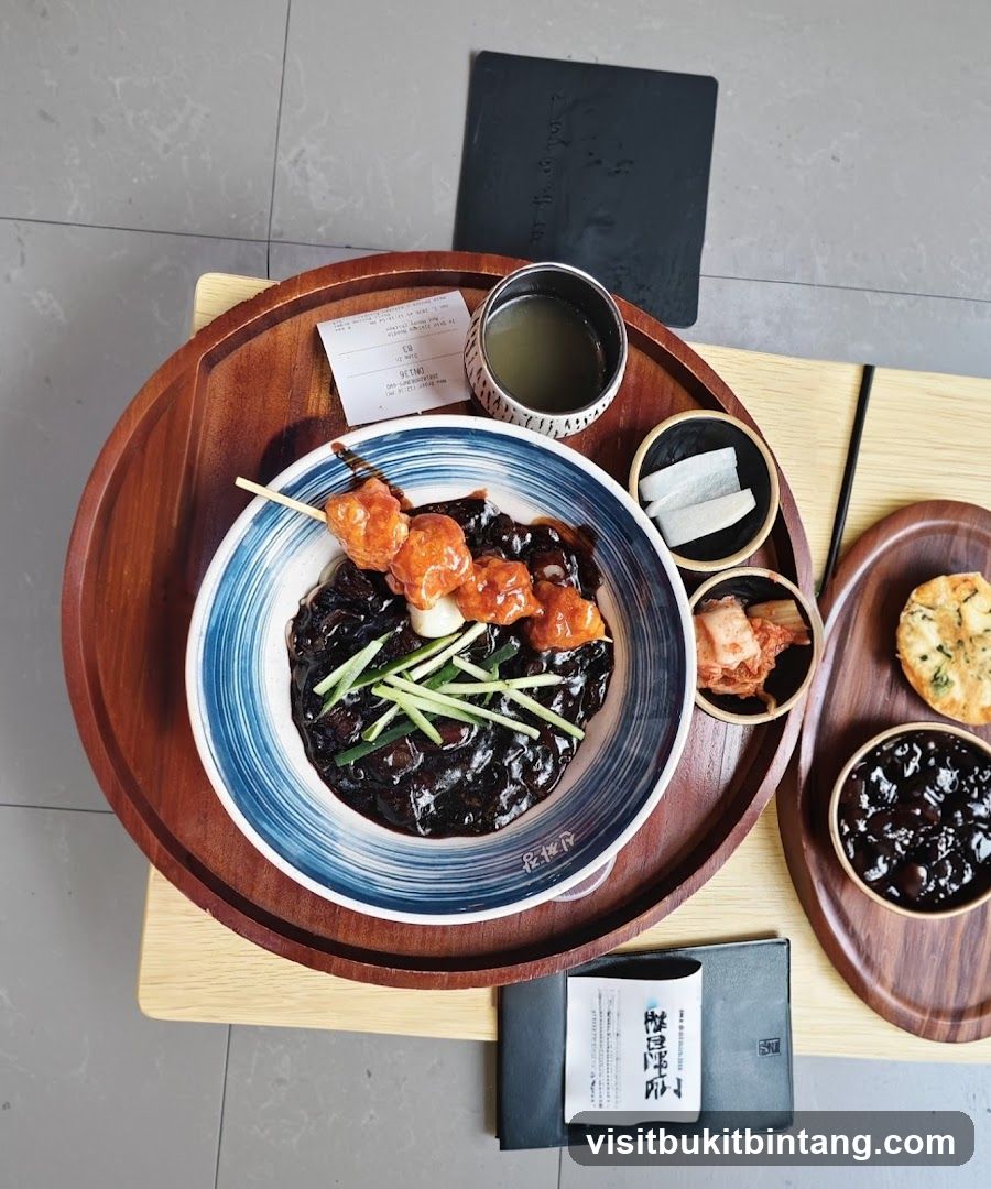 Jajangmyeon with side dishes