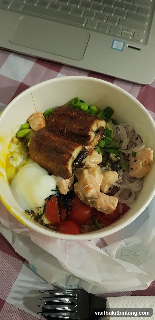 Poke Bowl with Eel and Chicken