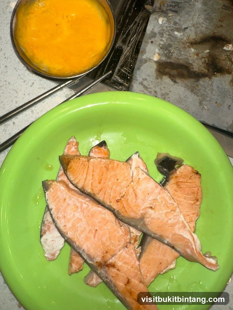 Cooked Salmon Slices