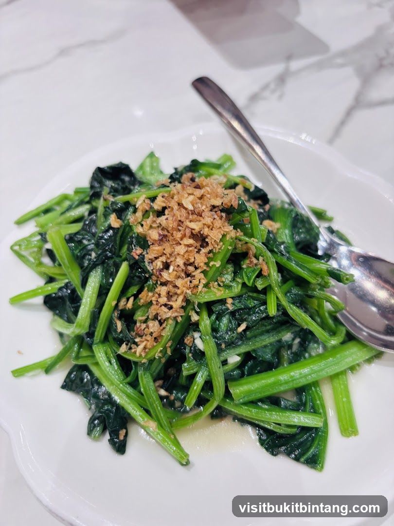 Stir-fried Spinach with Garlic