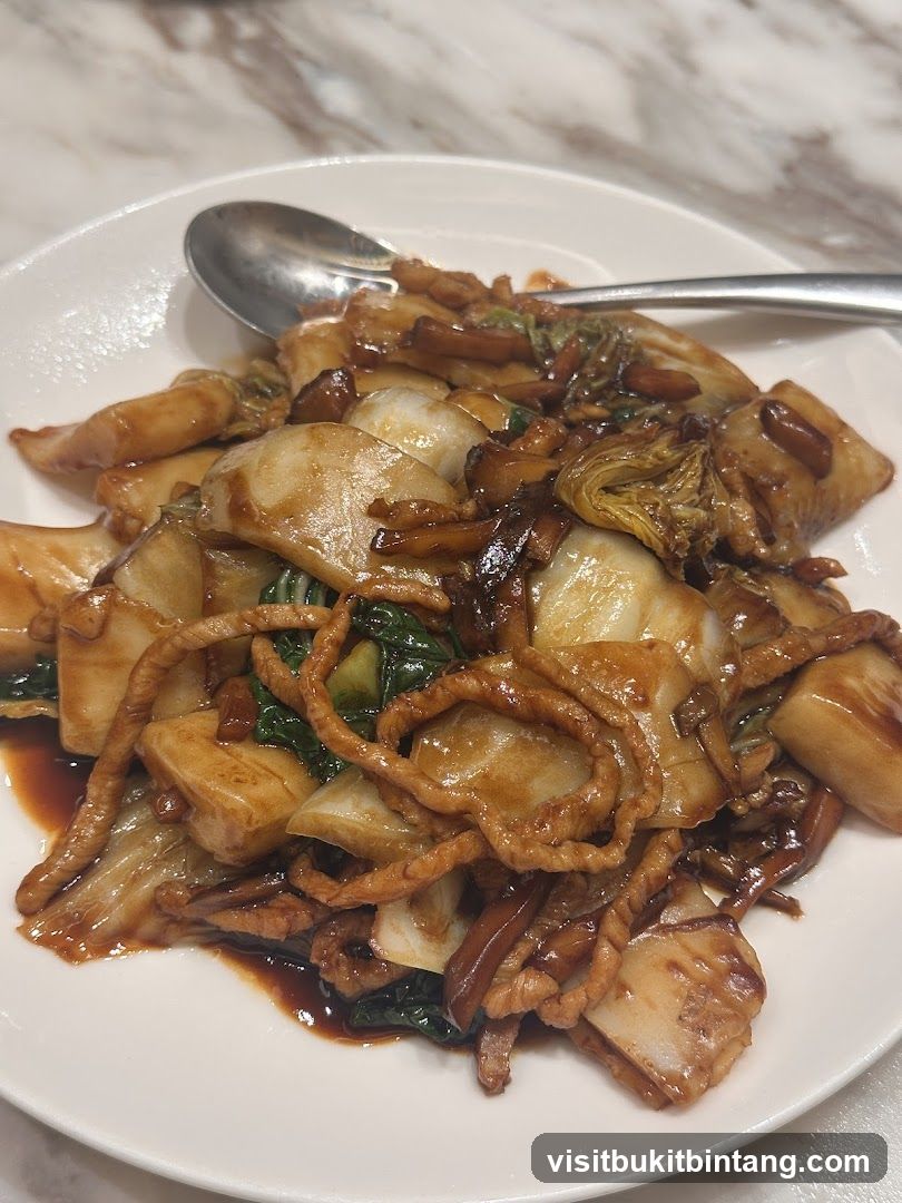 Stir-fried Dish with Sliced Pork and Vegetables
