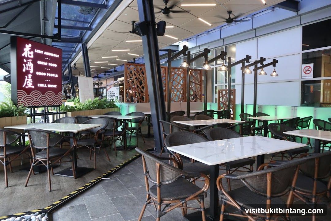 Restaurant Seating Area