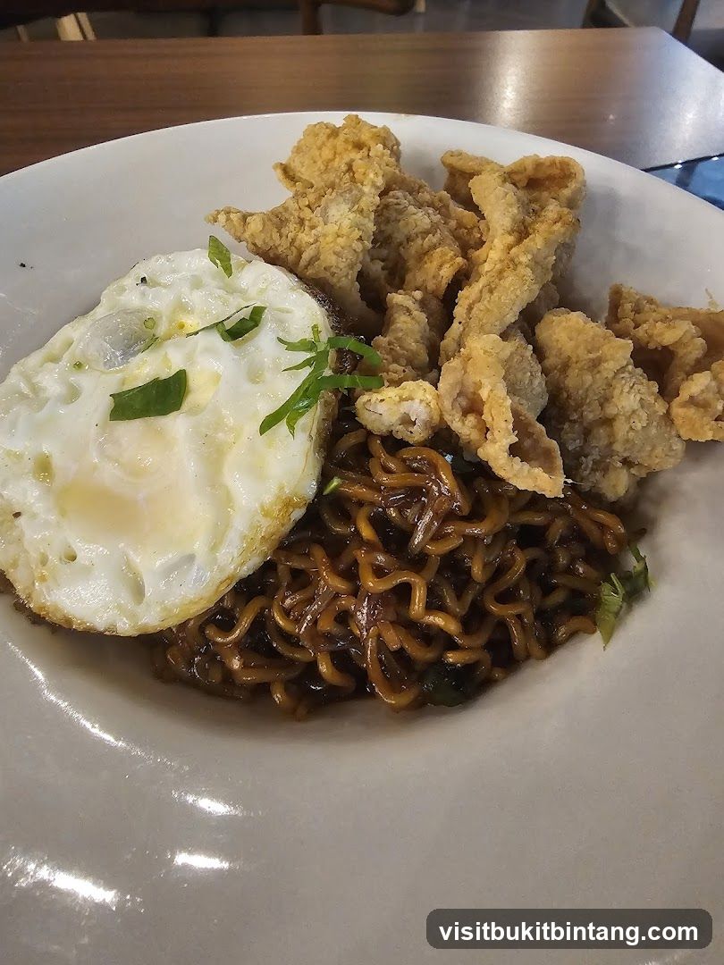 Noodles with Fried Egg and Crispy Chicken Skin