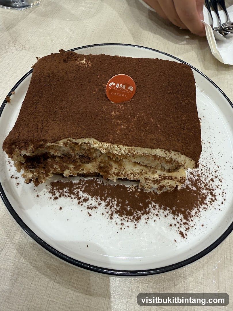 Tiramisu Cake