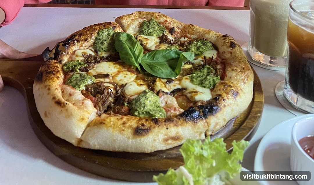 Pizza with Pesto and Mozzarella
