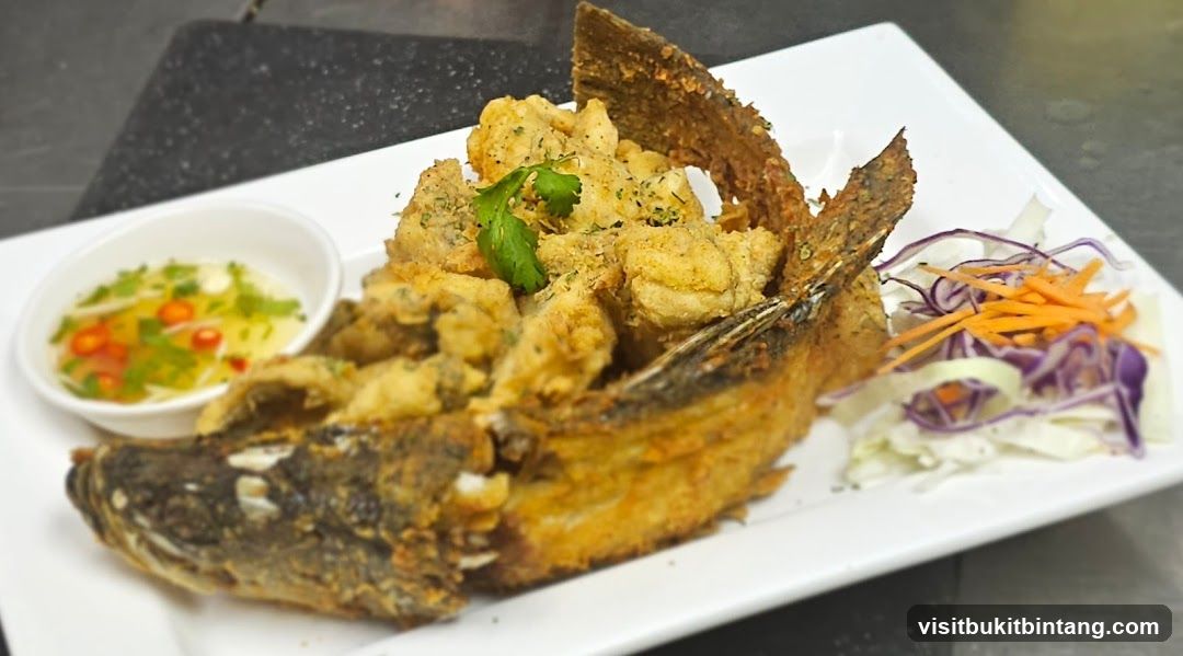 Fried Fish with Dipping Sauce