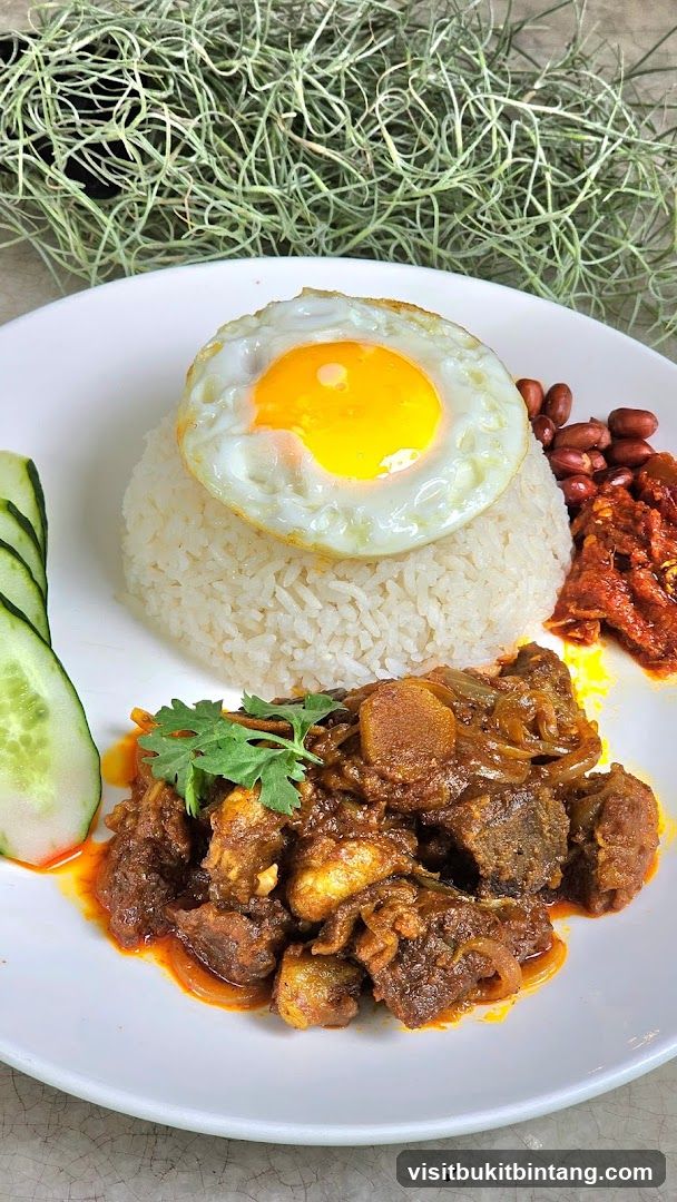 Nasi Lemak with Beef Rendang