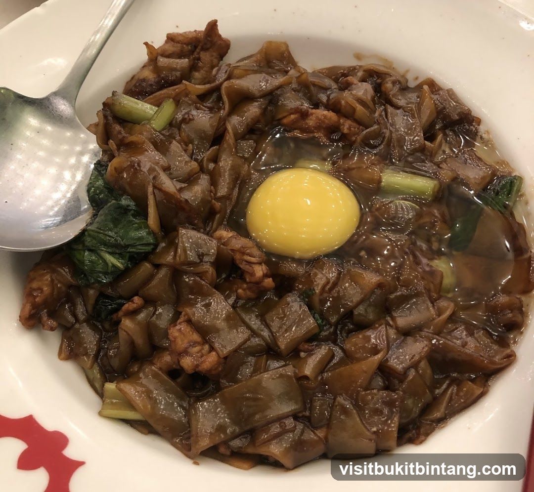Noodles with Egg and Meat