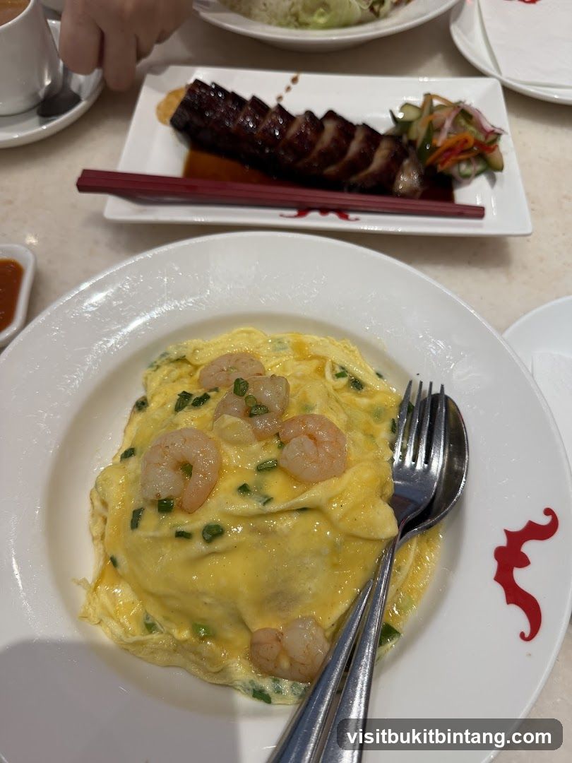 Omelet with Shrimp and Sliced Pork